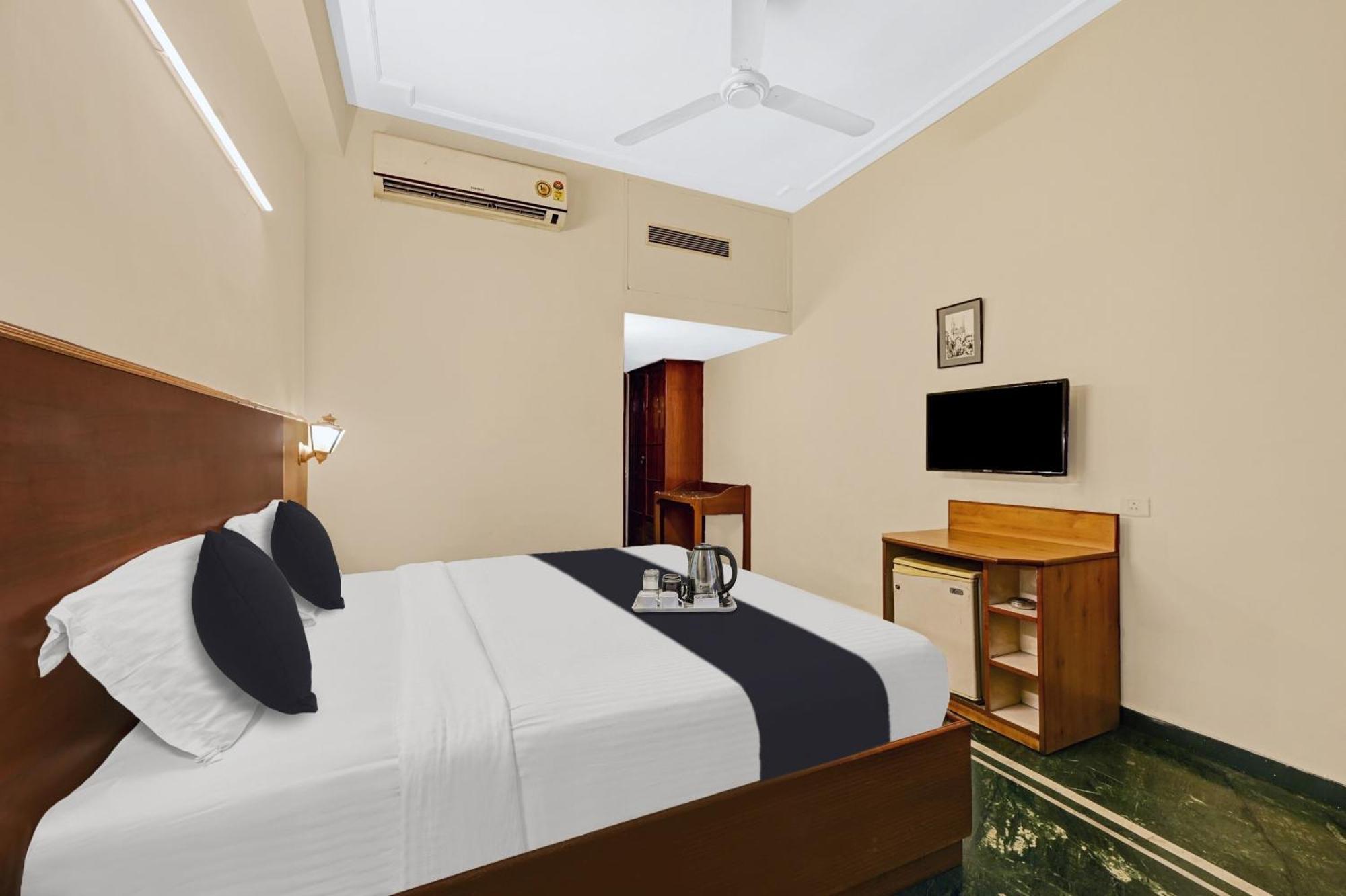 Super Townhouse Oak Hotel Belsons Taj Mahal Secundurabad Dış mekan fotoğraf