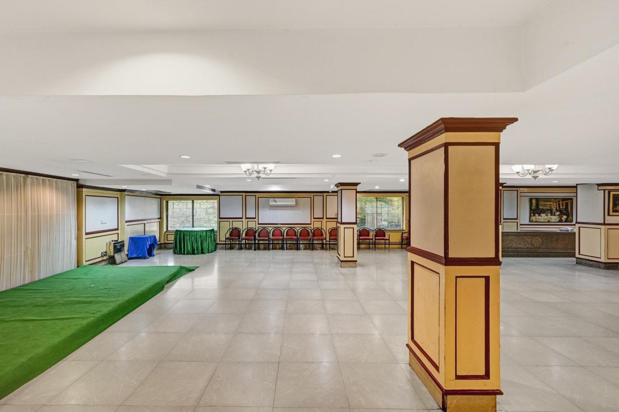 Super Townhouse Oak Hotel Belsons Taj Mahal Secundurabad Dış mekan fotoğraf