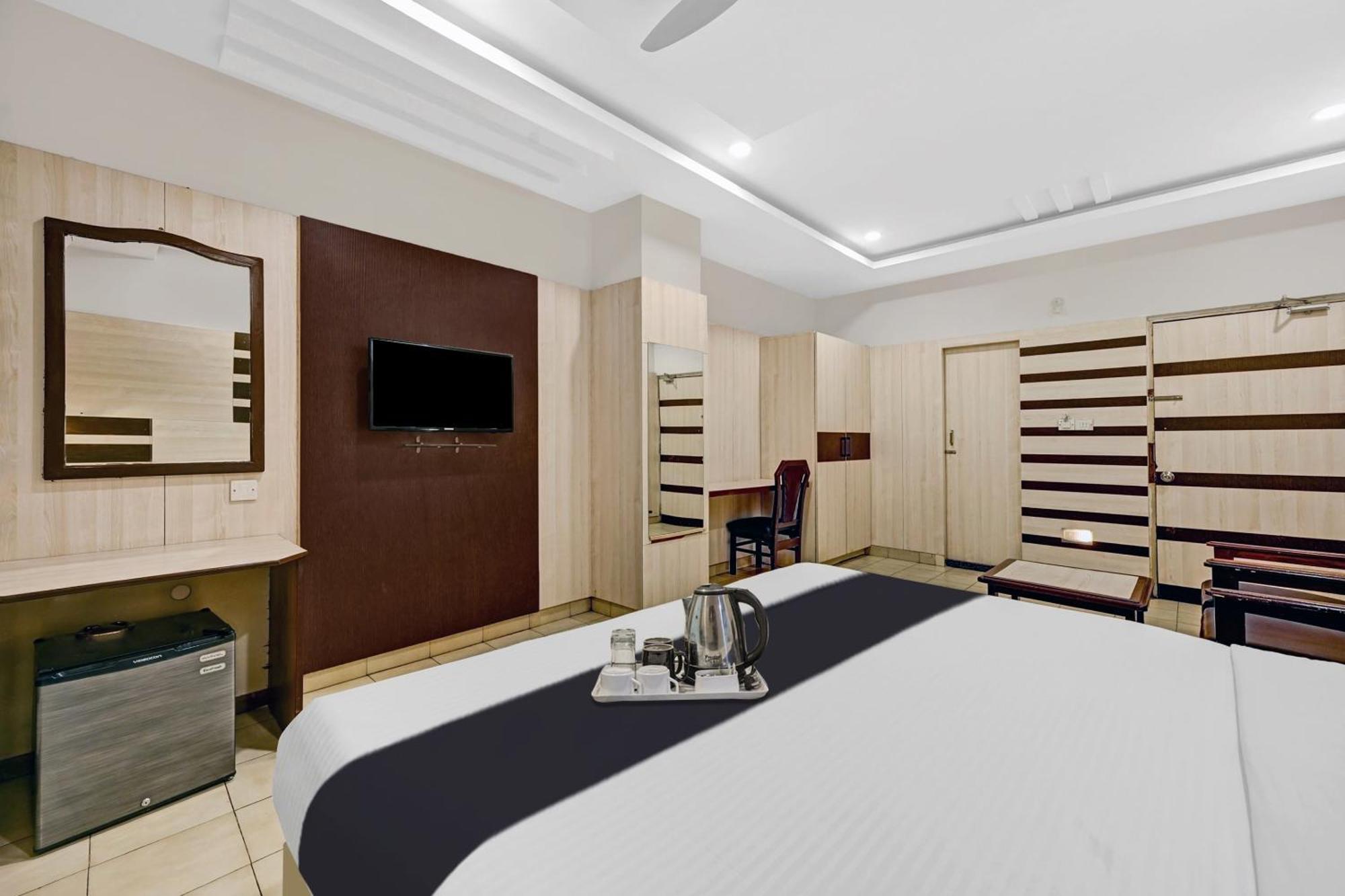 Super Townhouse Oak Hotel Belsons Taj Mahal Secundurabad Dış mekan fotoğraf